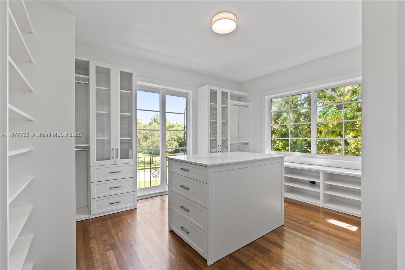 CORAL GABLES GRANADA SEC - Residential