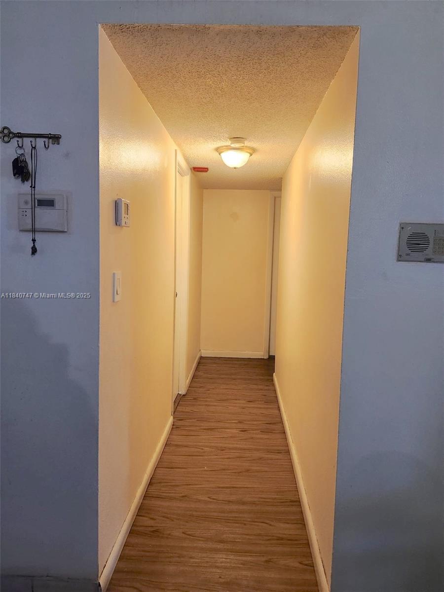 VENETIAN GARDENS AT COUNT - Residential