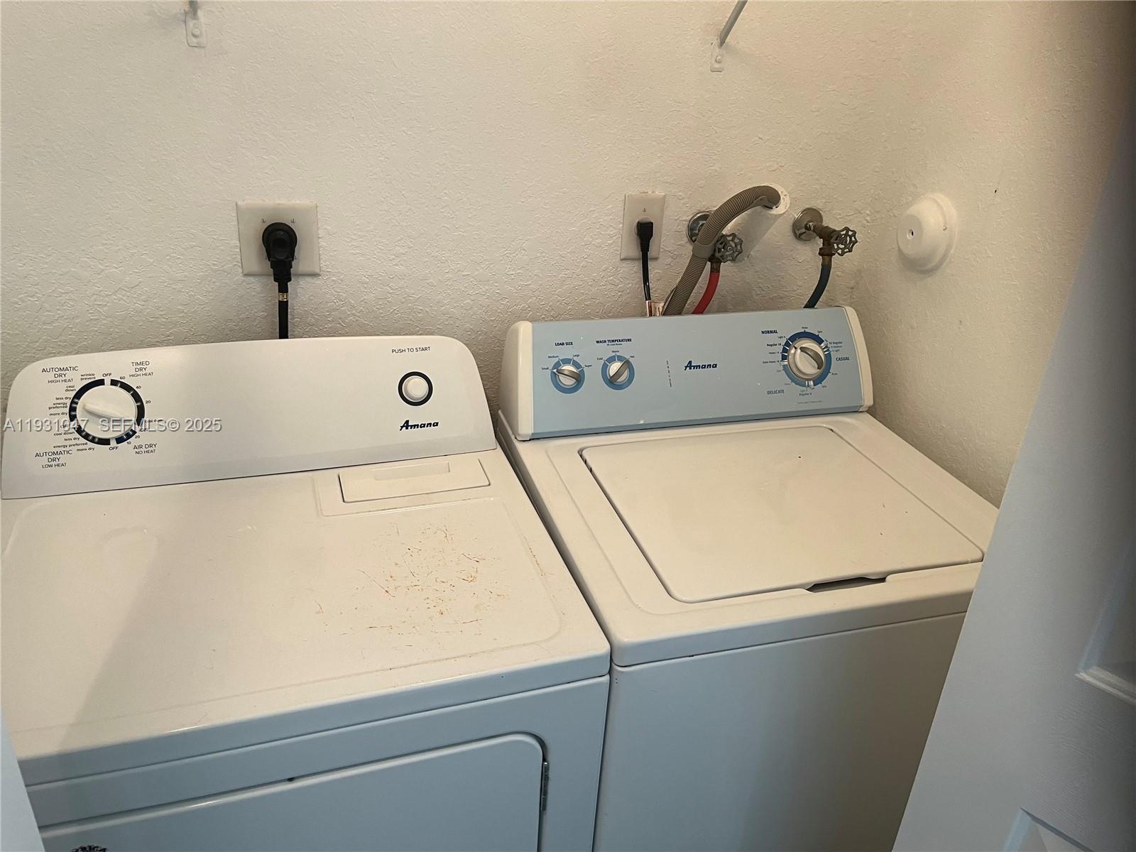 SHOMA TOWNHOMES AT KEYSCO - Residential Lease