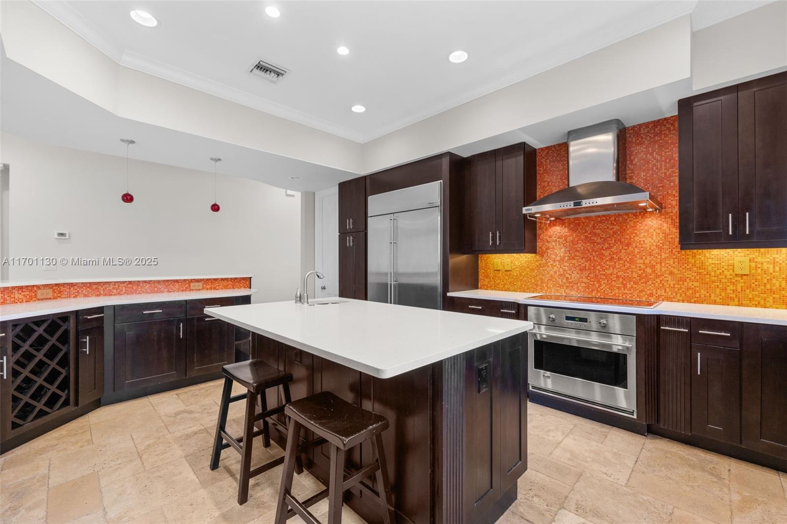 UNIVERSITY ESTATES - Residential