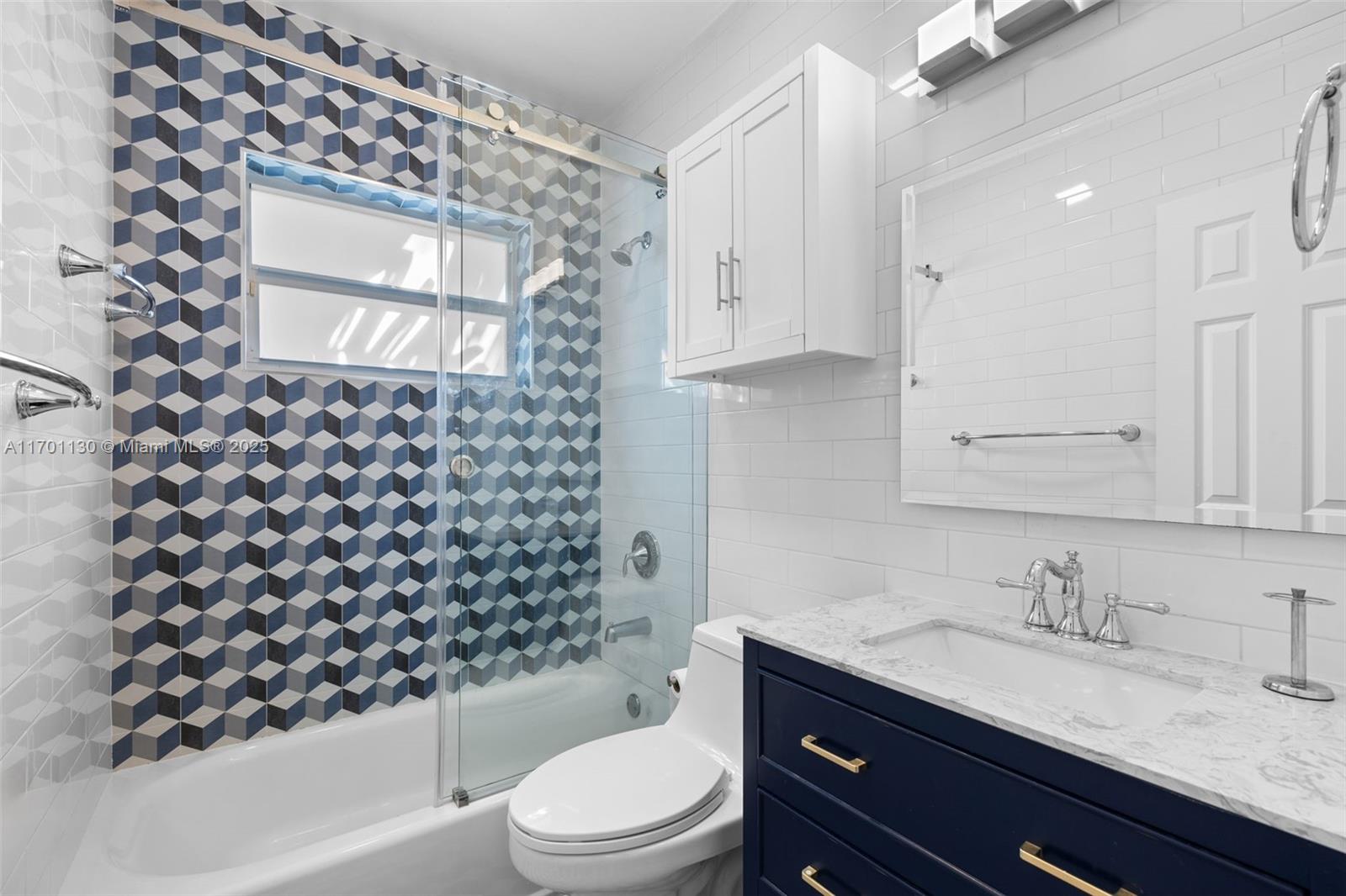 UNIVERSITY ESTATES - Residential