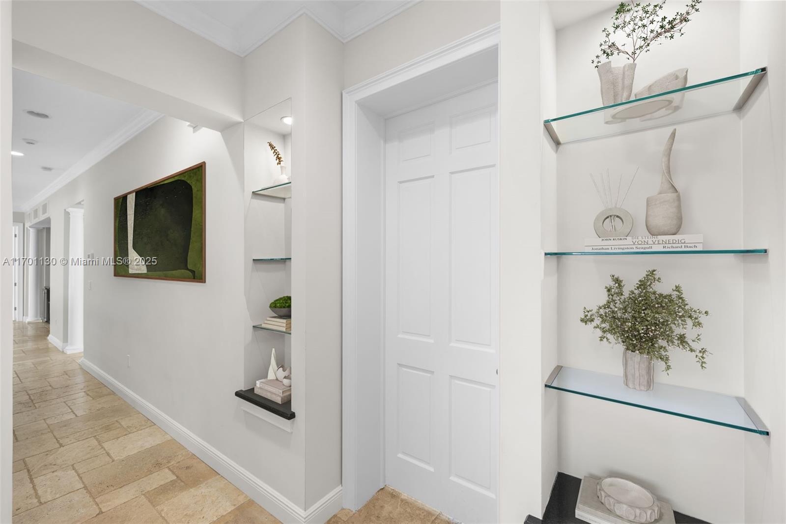 UNIVERSITY ESTATES - Residential