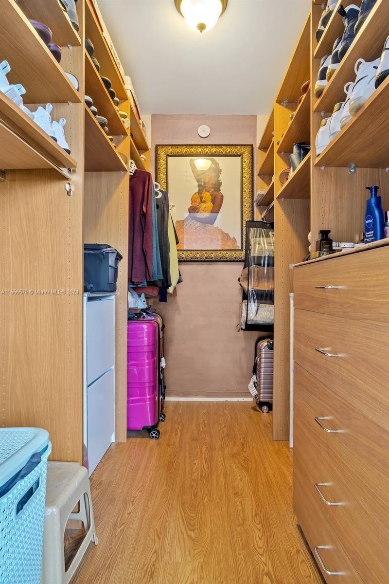 TELSTAR CONDOMINIUM INC - Residential Lease