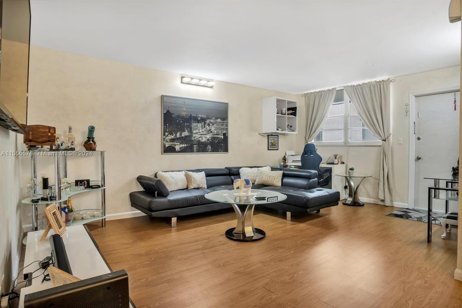 TELSTAR CONDOMINIUM INC - Residential Lease