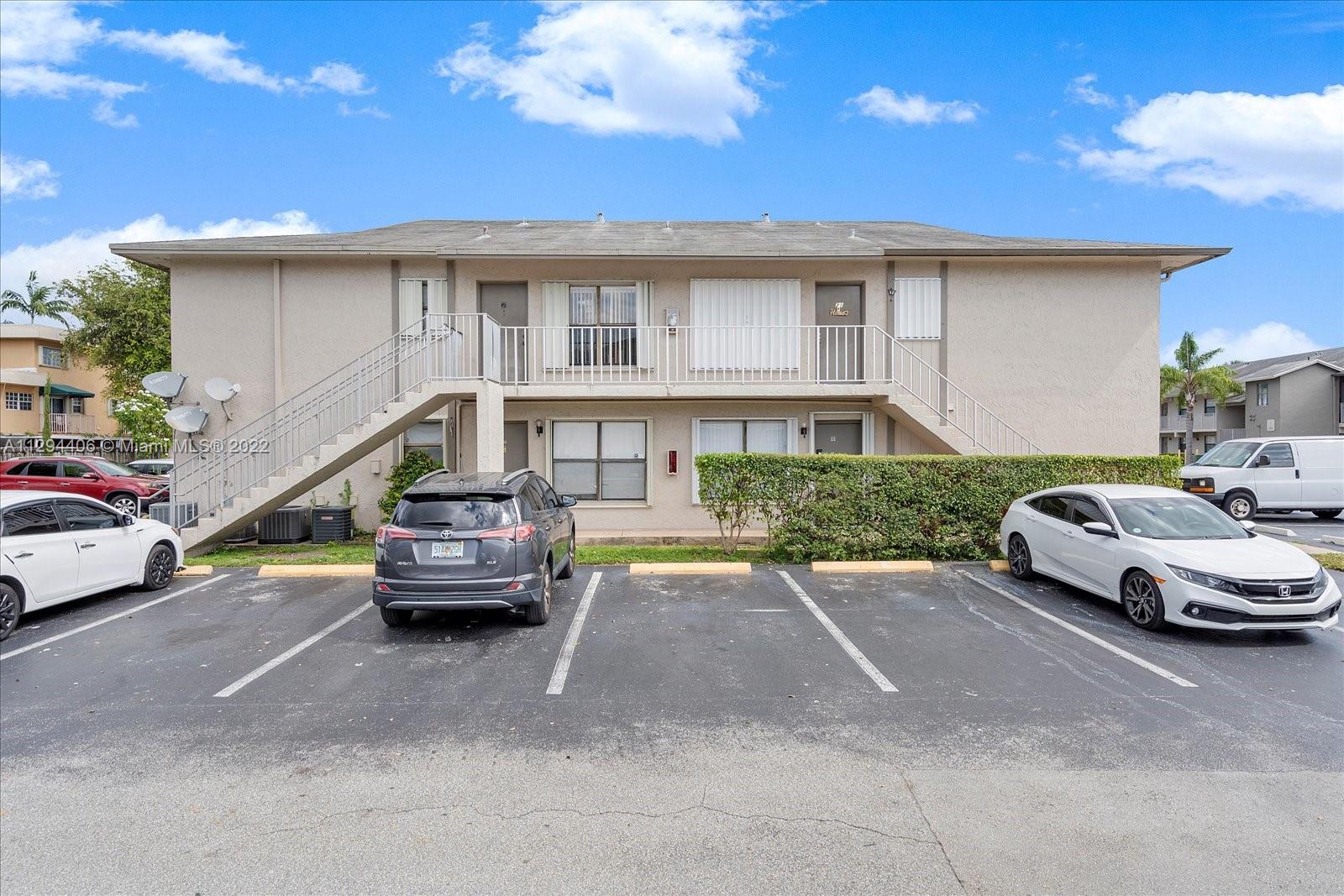 ROZLAND CONDO - Residential