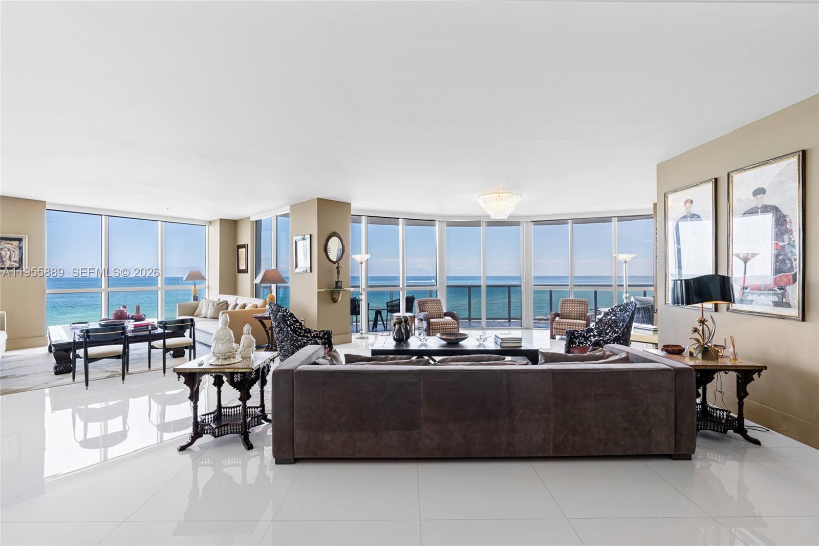 TRUMP ROYALE CONDO - Residential