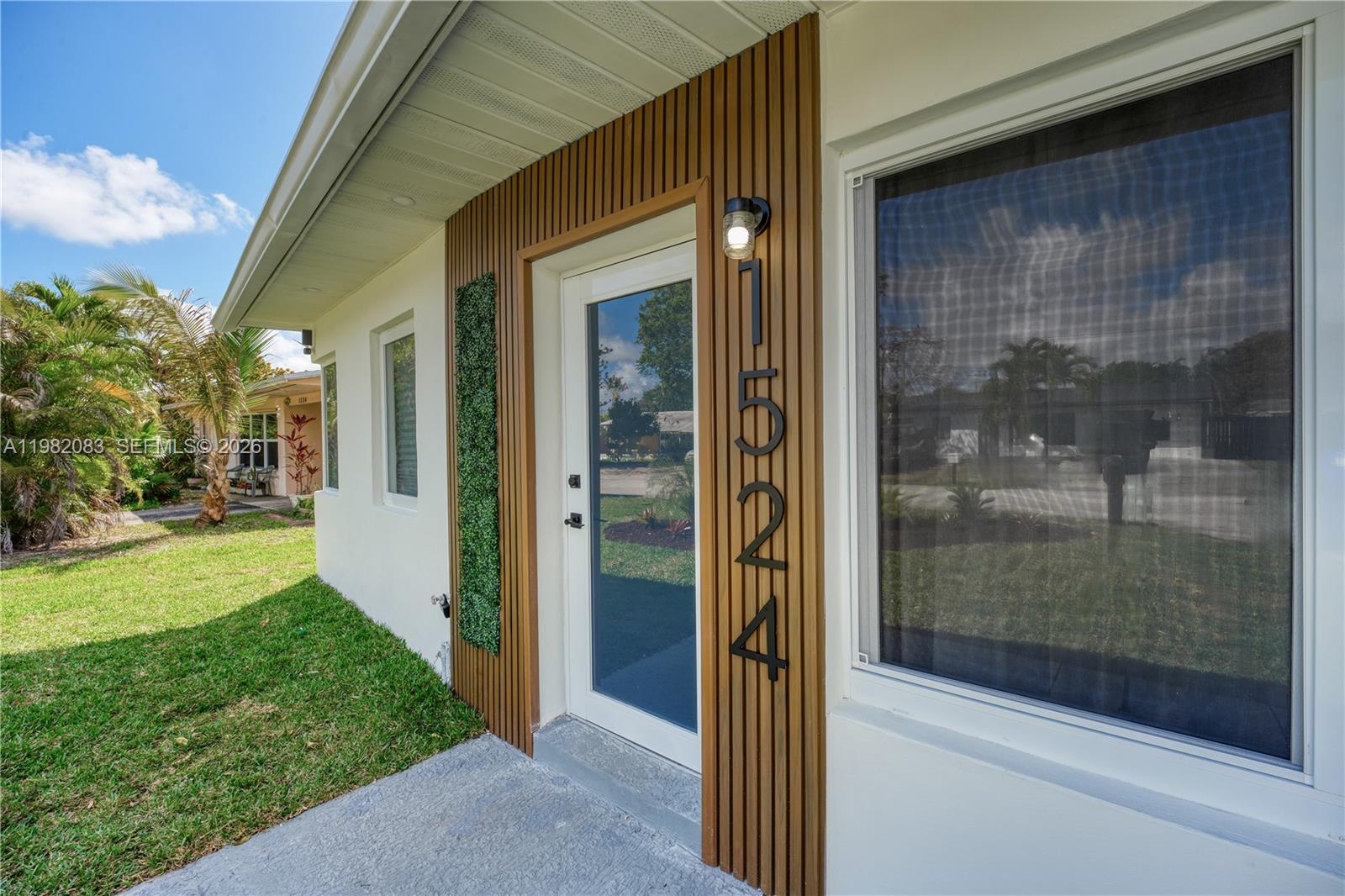 CRESTHAVEN NO 4 - Residential