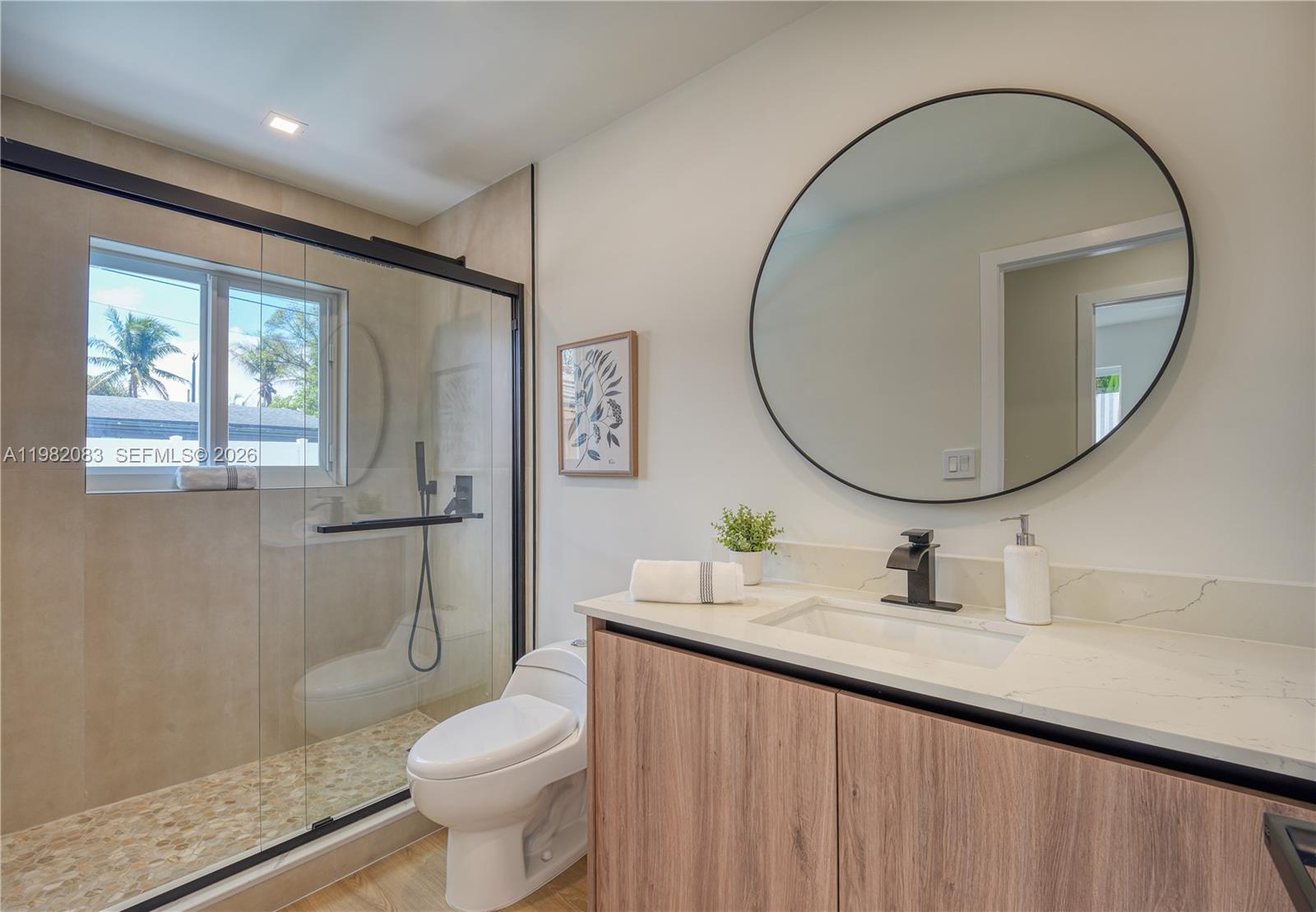 CRESTHAVEN NO 4 - Residential