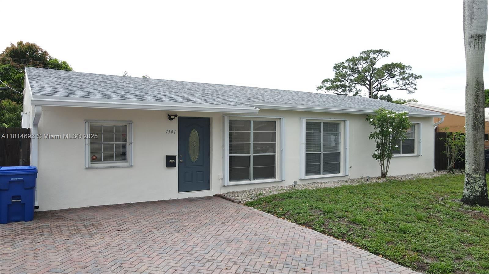 7141 Hope St, Hollywood, Broward County, Florida - 3 Bedrooms  
2 Bathrooms - 