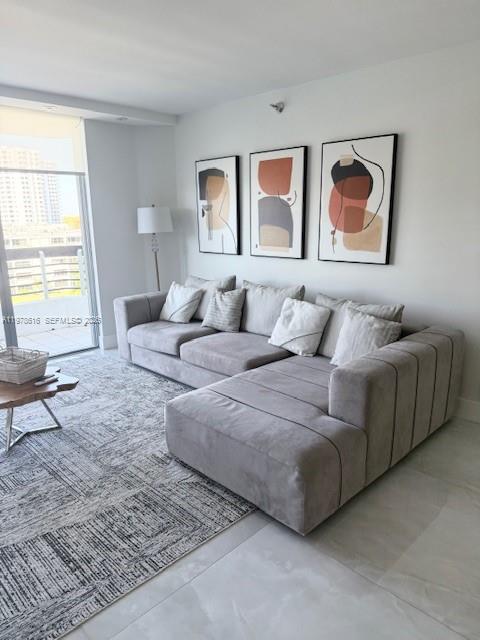 3530 Mystic Pointe Dr 702