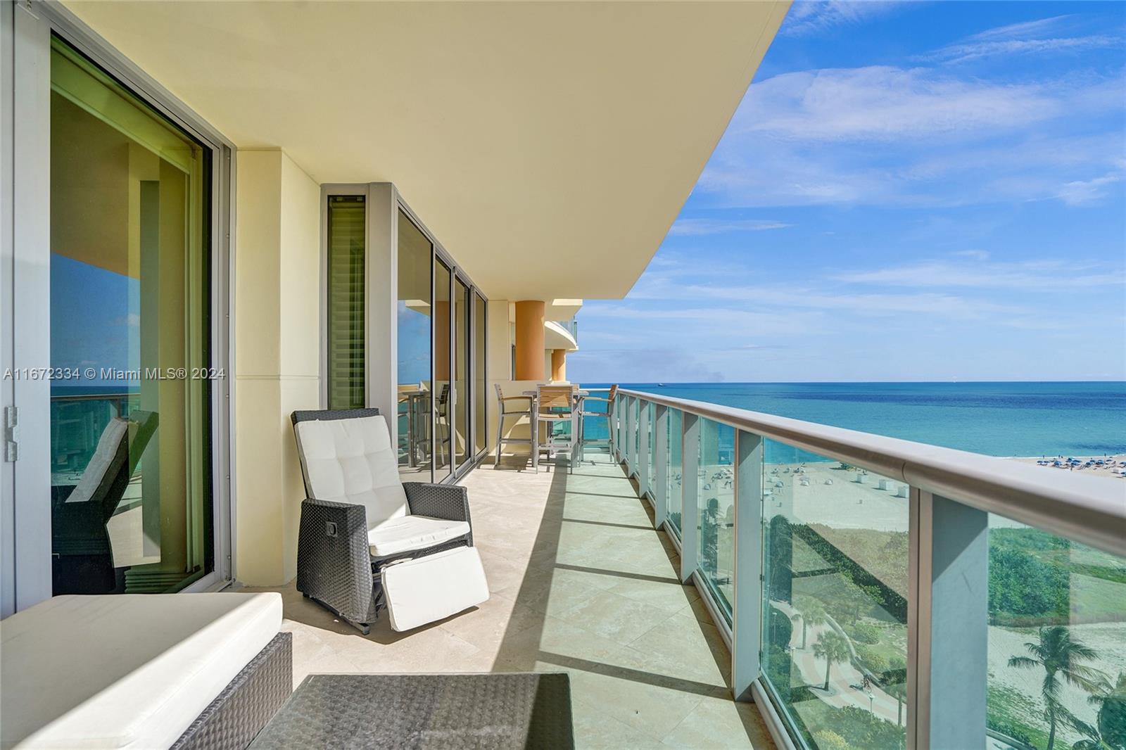 IL VILLAGGIO ON SOUTH BEA - Residential