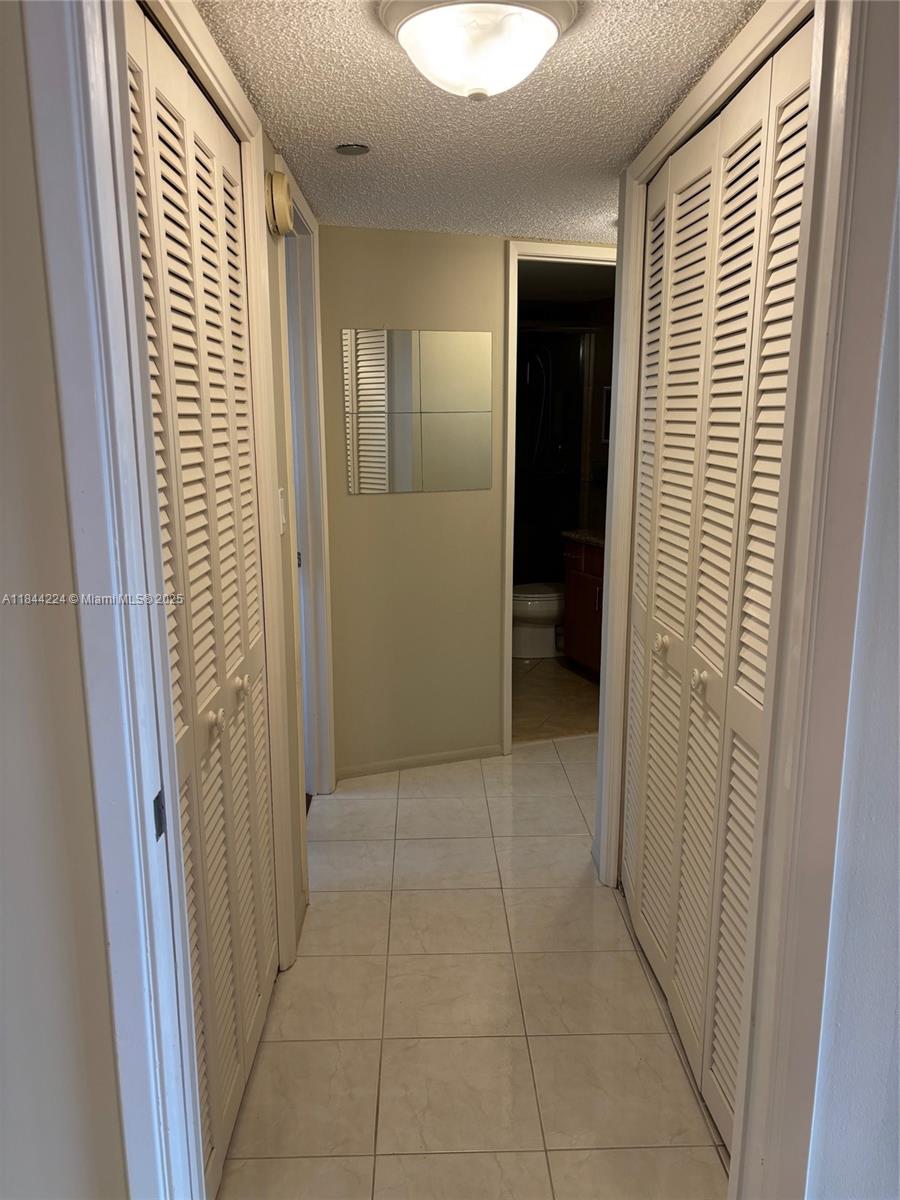 NO 114 PALM-AIRE COUNTRY - Residential