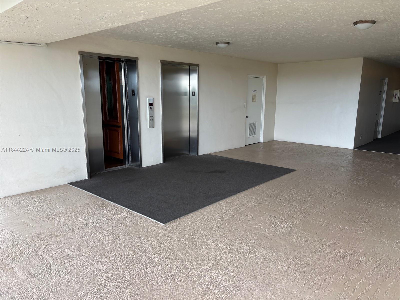 3507 Oaks Way 805