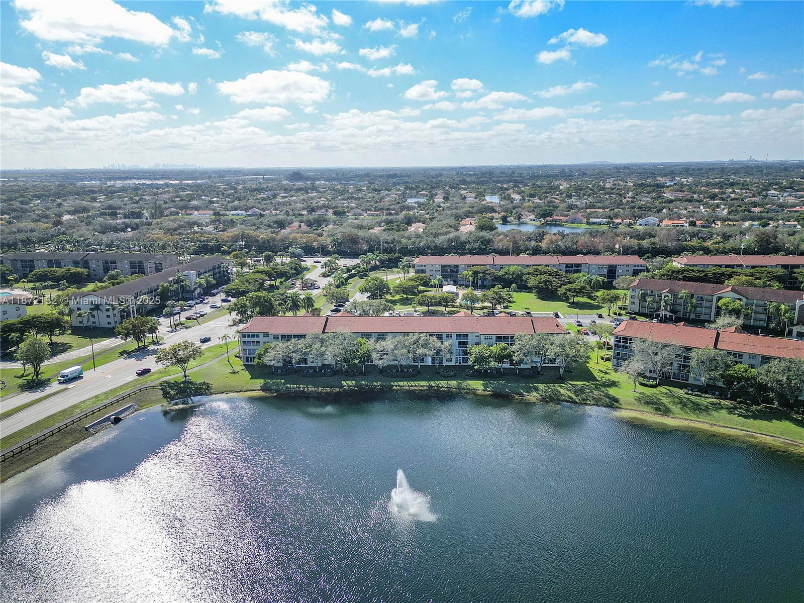 IVANHOE EAST AT CENTURY V - Residential Lease