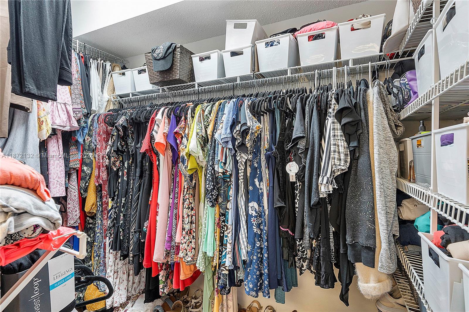 IVANHOE EAST AT CENTURY V - Residential Lease