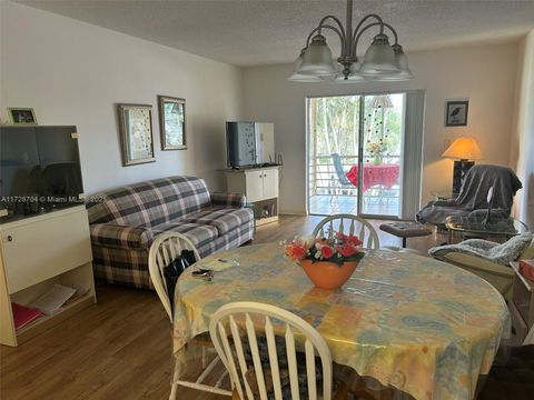 5620 SW 3rd Pl 204 Margate FL 33068