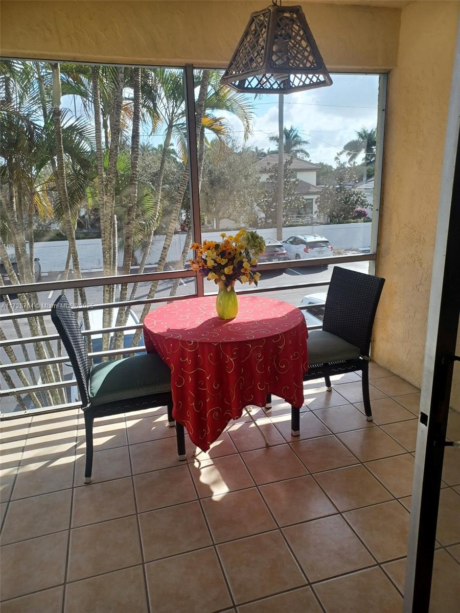 View photos, virtual tours, details... 5620 SW 3rd Pl 204