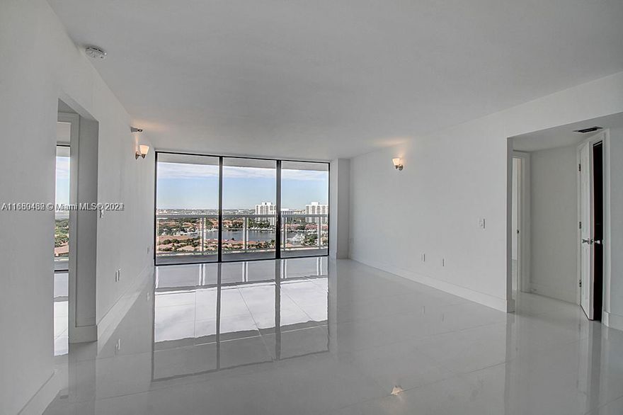 Stunning Renovated 2 bed 2 bath Apartment in Desirable Waterview Building!
This beautifully updated unit features a gourmet kitchen with stainless steel appliances and granite countertops, along with renovated contemporary bathrooms. Enjoy new floors and stylish light fixtures throughout. Floor-to-ceiling sliding doors in all rooms lead to an oversized balcony, perfect for taking in breathtaking views of the Intracoastal, marina, and ocean.