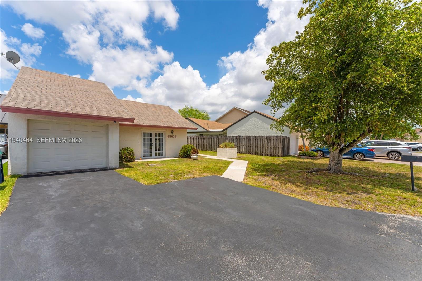 PUEBLO DEL SOL SEC 3 - Residential