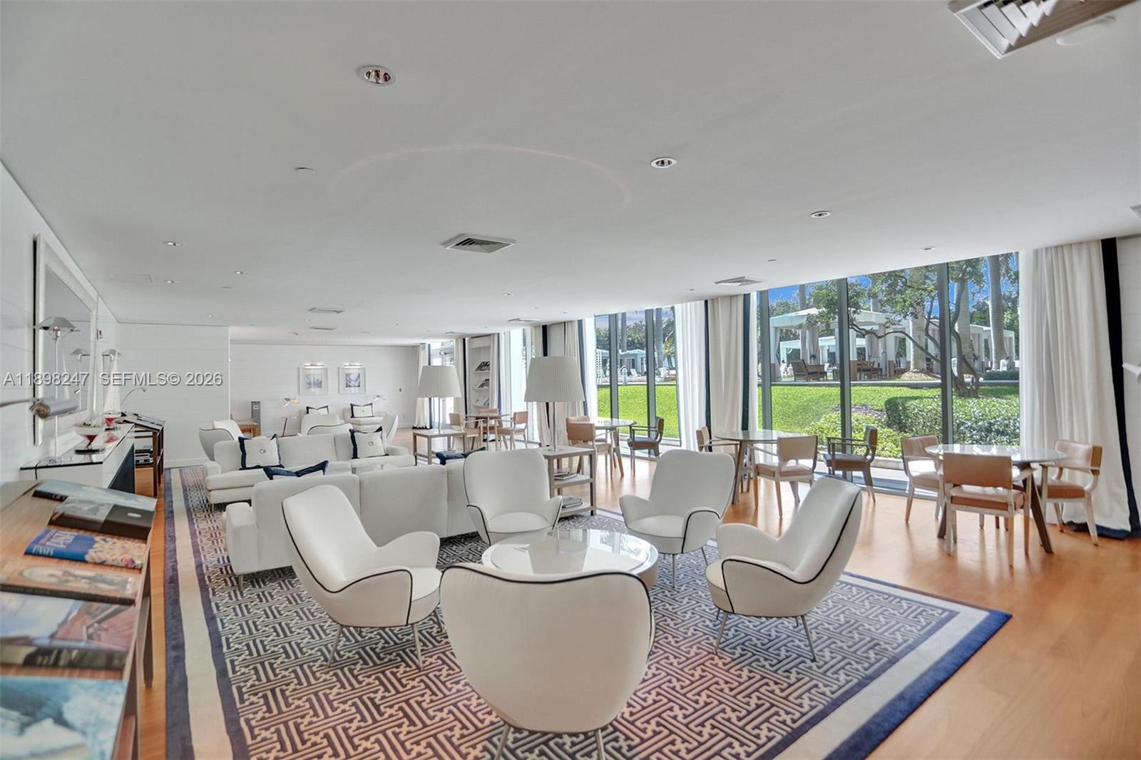 GROVENOR HOUSE CONDO - Residential