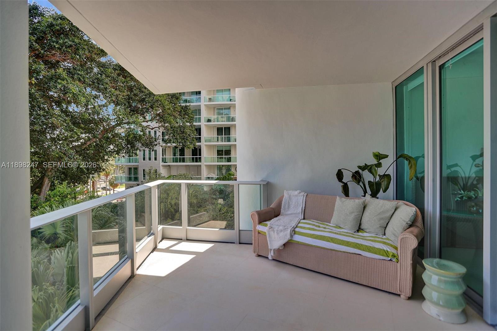 GROVENOR HOUSE CONDO - Residential