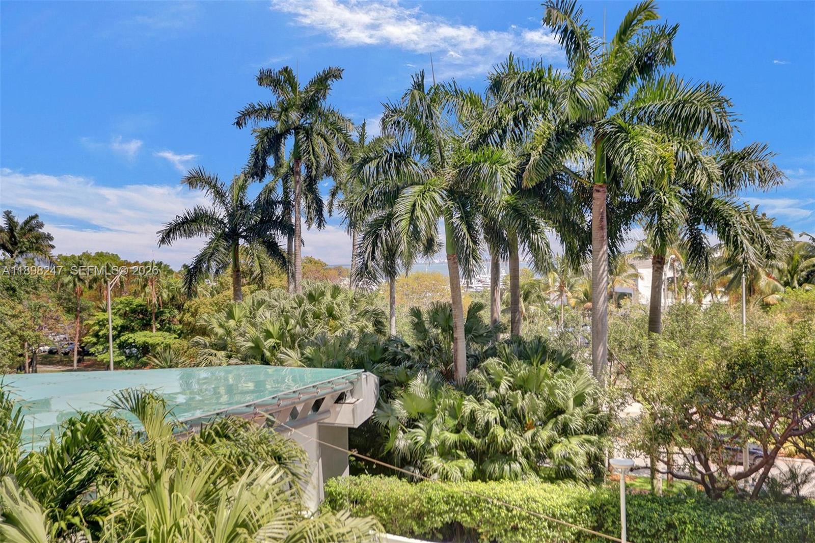 GROVENOR HOUSE CONDO - Residential