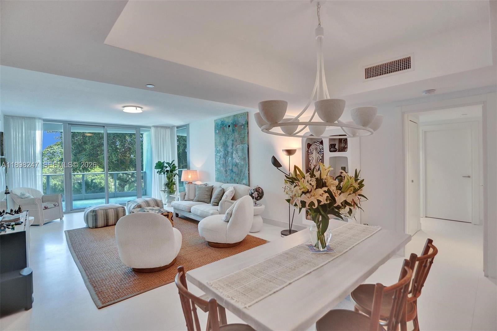 GROVENOR HOUSE CONDO - Residential