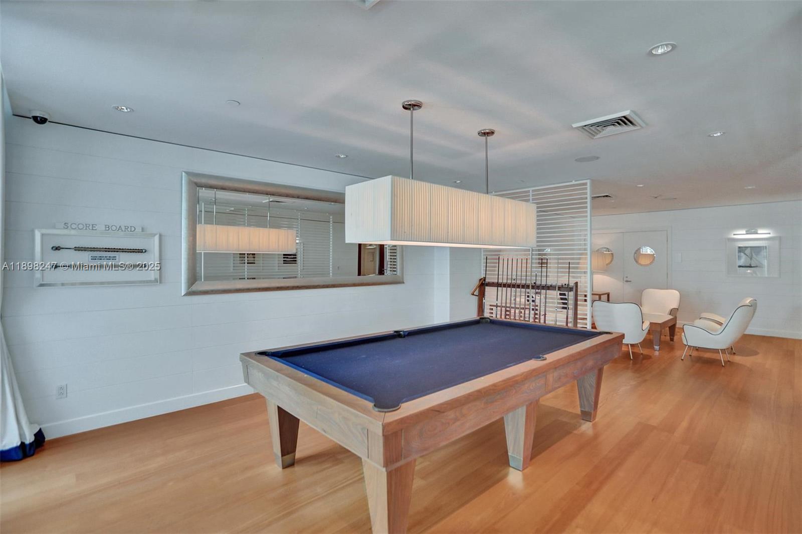 GROVENOR HOUSE CONDO - Residential