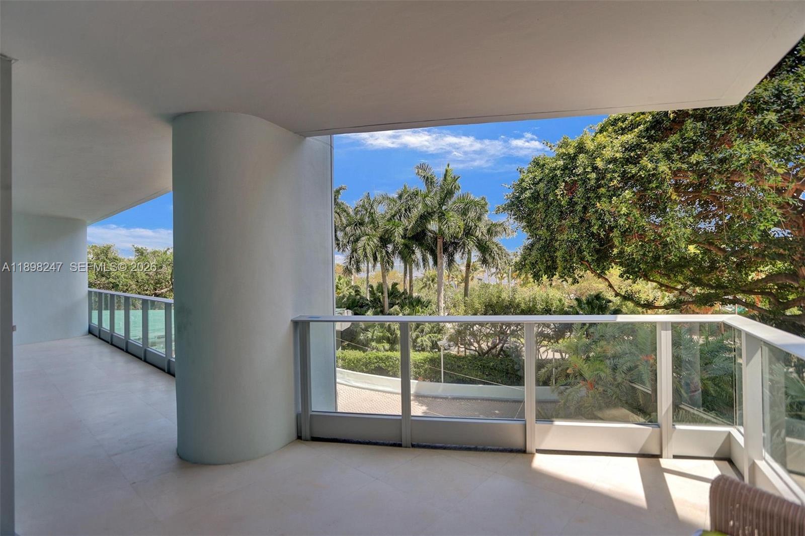 GROVENOR HOUSE CONDO - Residential