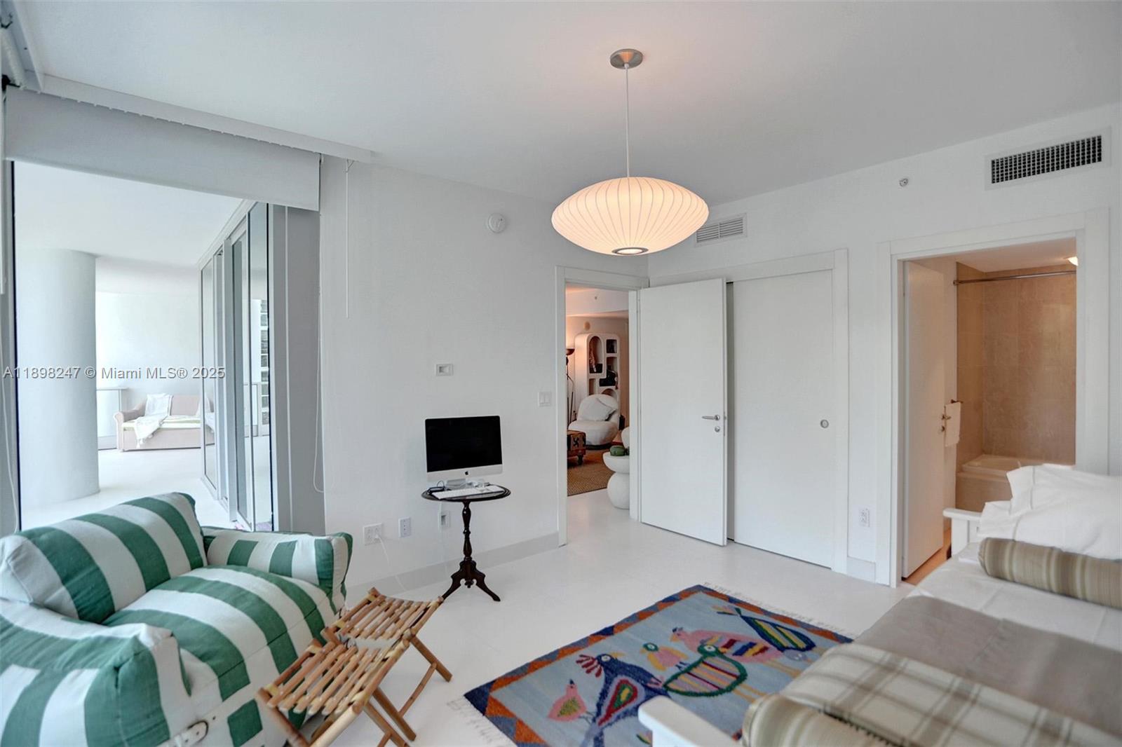 GROVENOR HOUSE CONDO - Residential