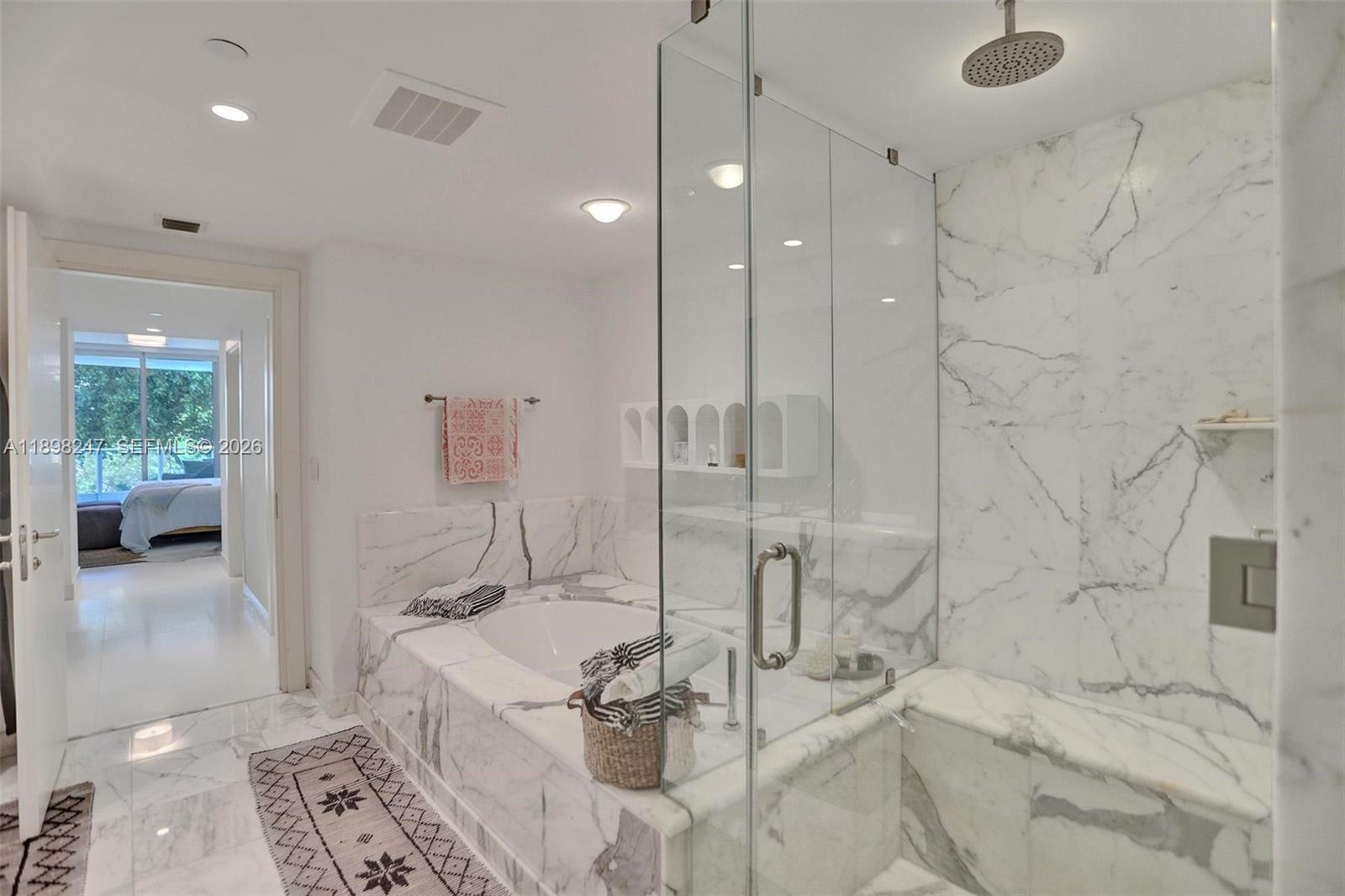 GROVENOR HOUSE CONDO - Residential