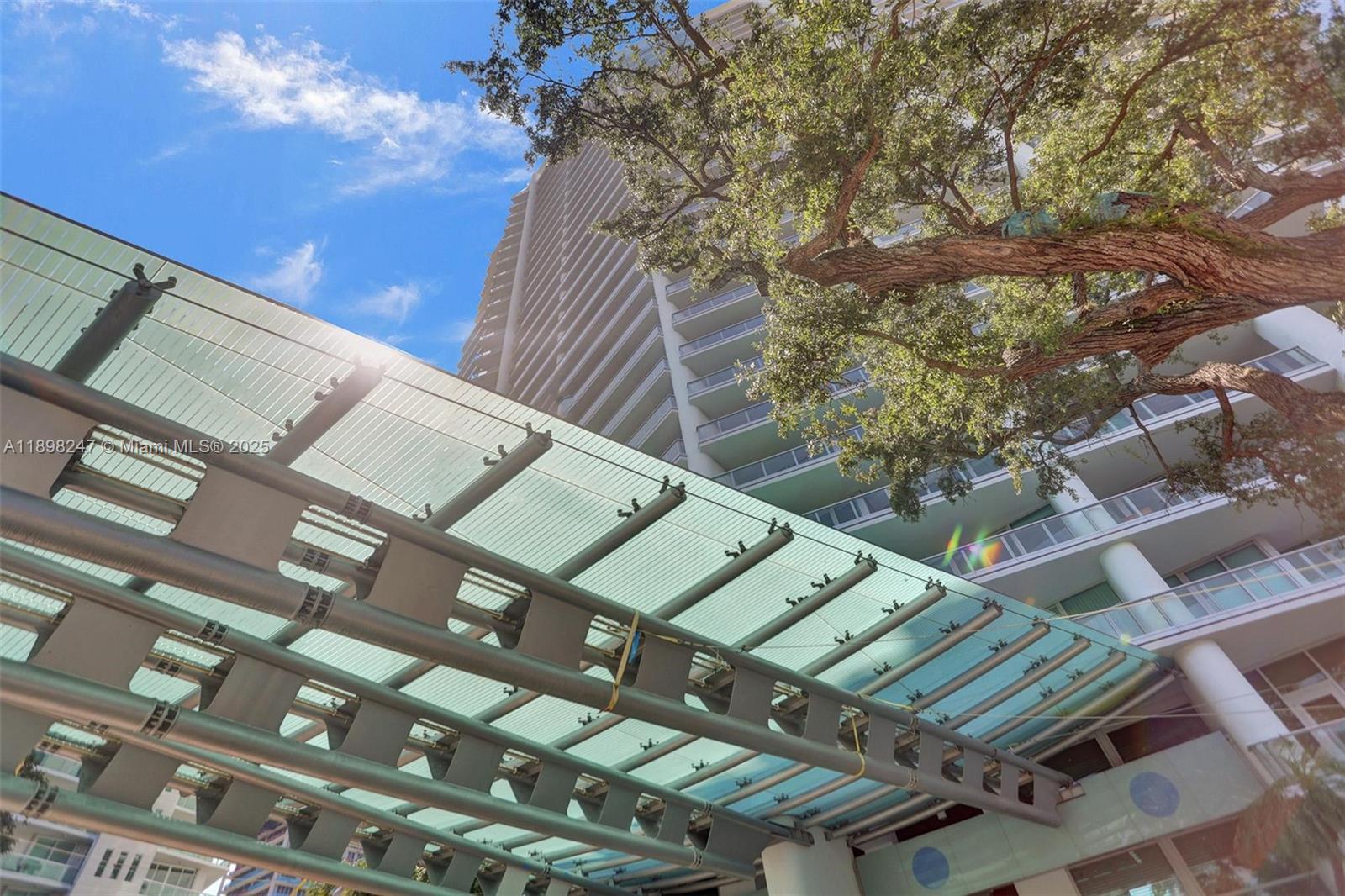 GROVENOR HOUSE CONDO - Residential