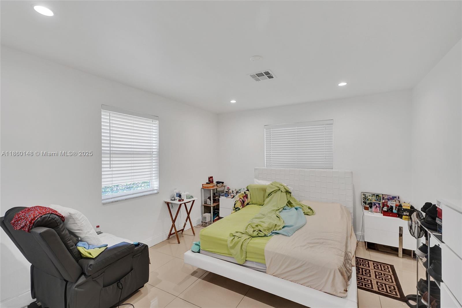 NAVARRO SUB - Residential