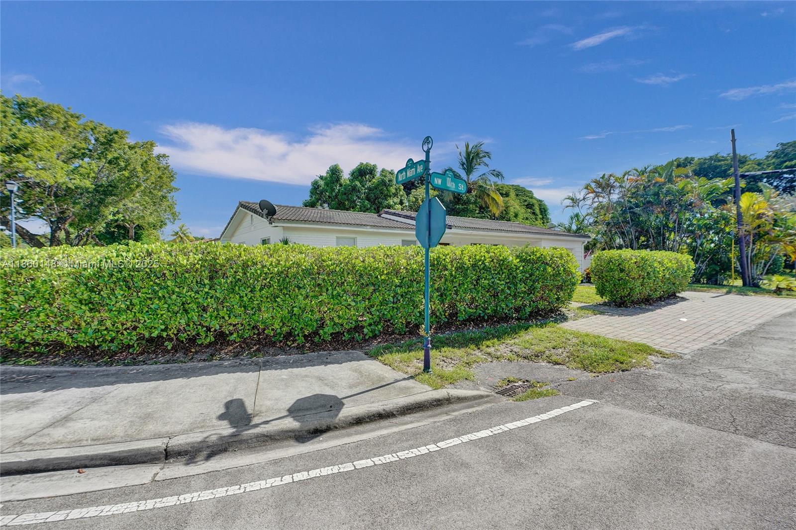 NAVARRO SUB - Residential