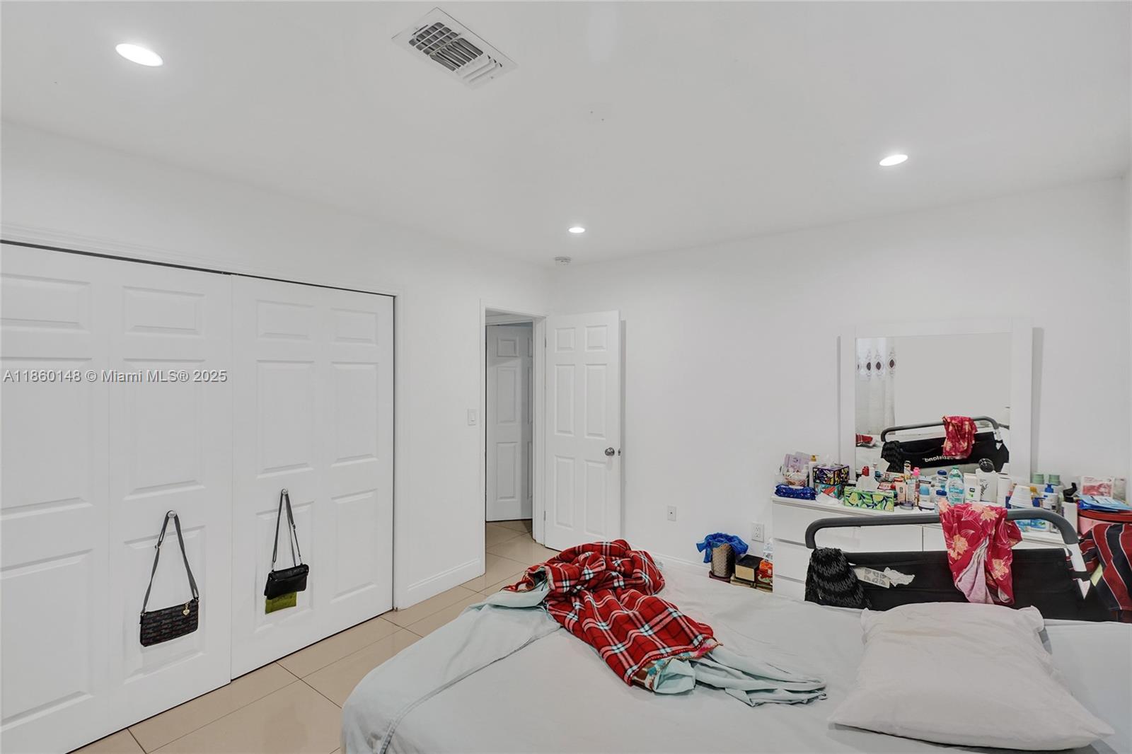 NAVARRO SUB - Residential