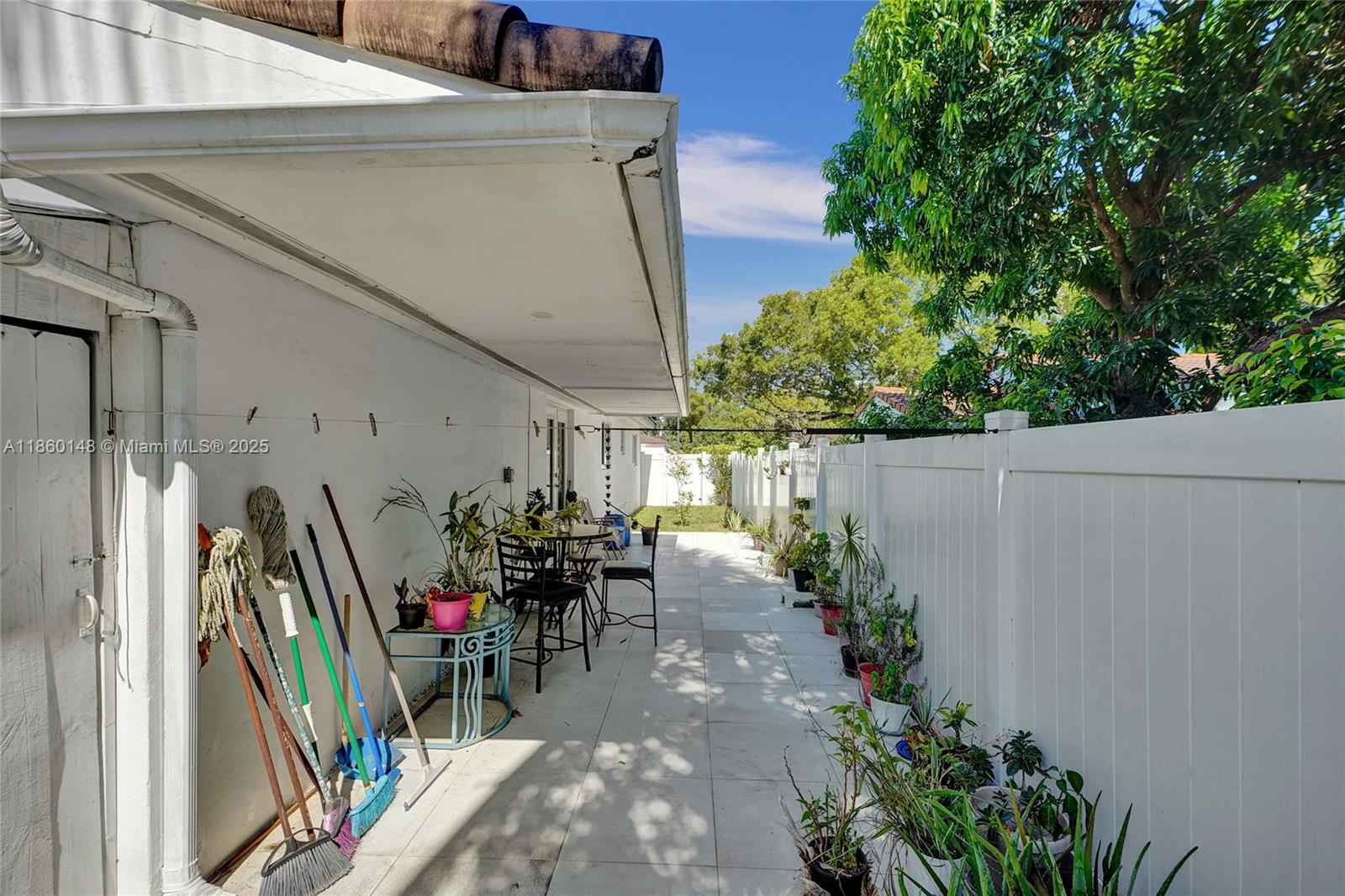 NAVARRO SUB - Residential