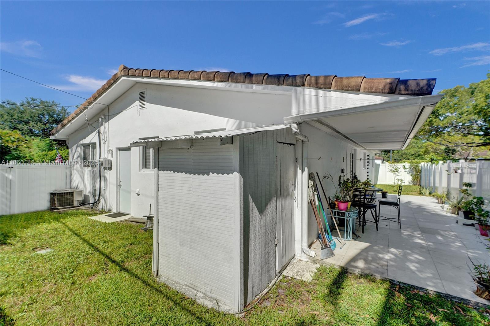 NAVARRO SUB - Residential