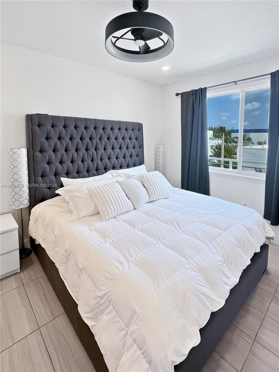 LANDMARK AT DORAL CONDO N - Residential