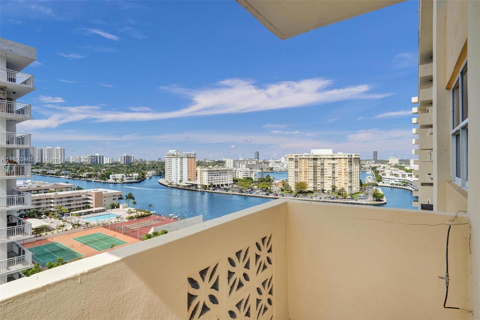 1833 S Ocean Dr 1402