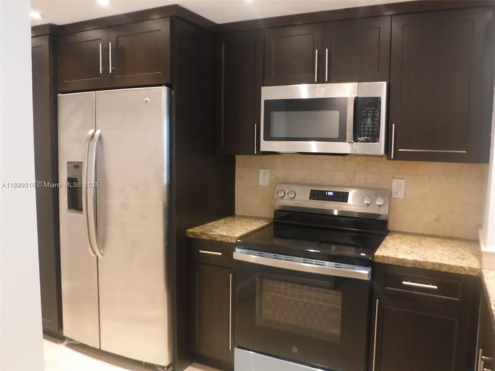 MADISON DOWNTOWN CONDO - Residential Lease