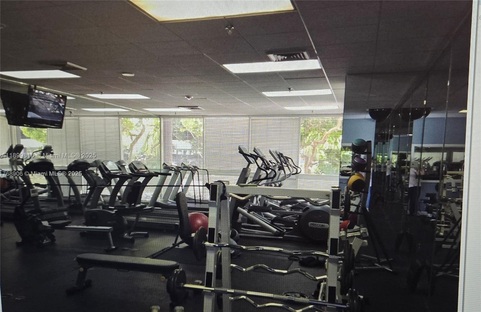 MADISON DOWNTOWN CONDO - Residential Lease