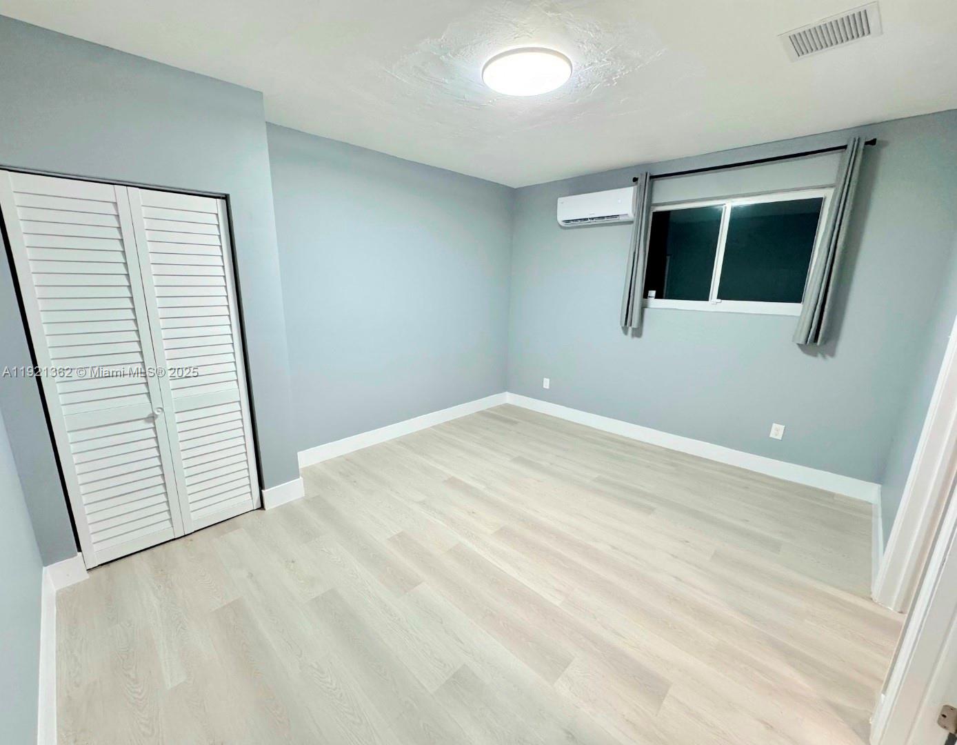 PASADENA LAKES SOUTH - Residential Lease