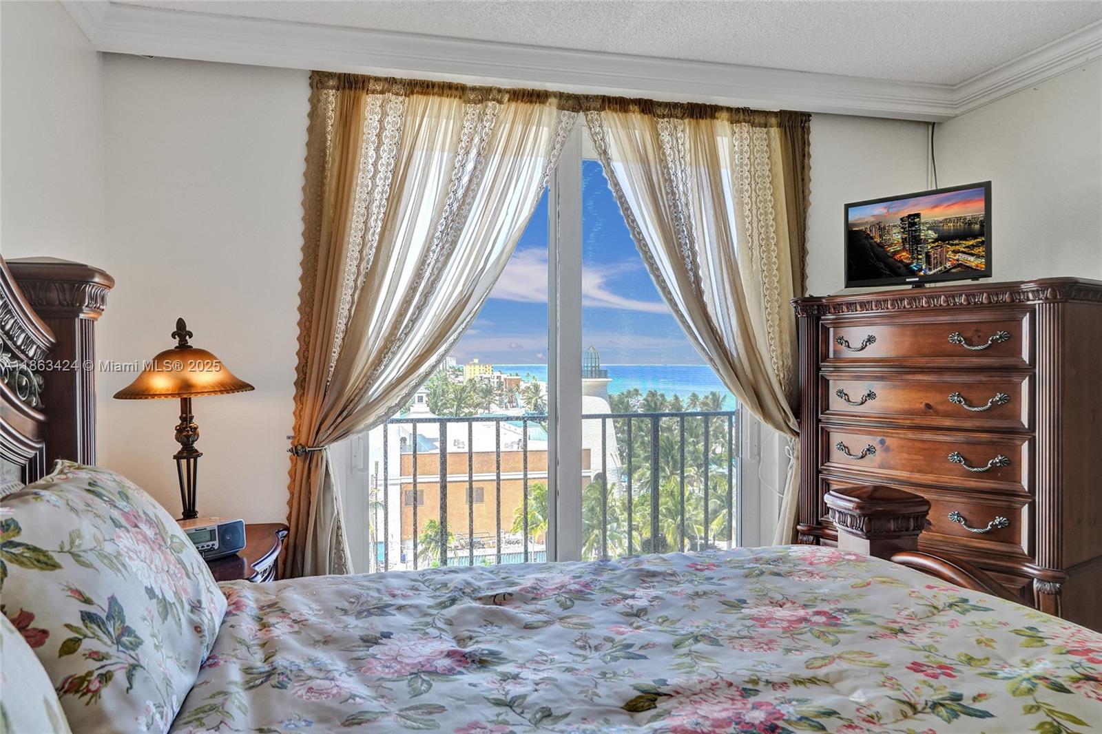 CRYSTAL TOWER INC CONDO - Residential