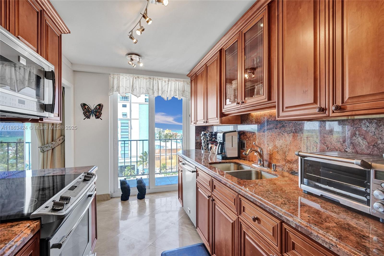 CRYSTAL TOWER INC CONDO - Residential