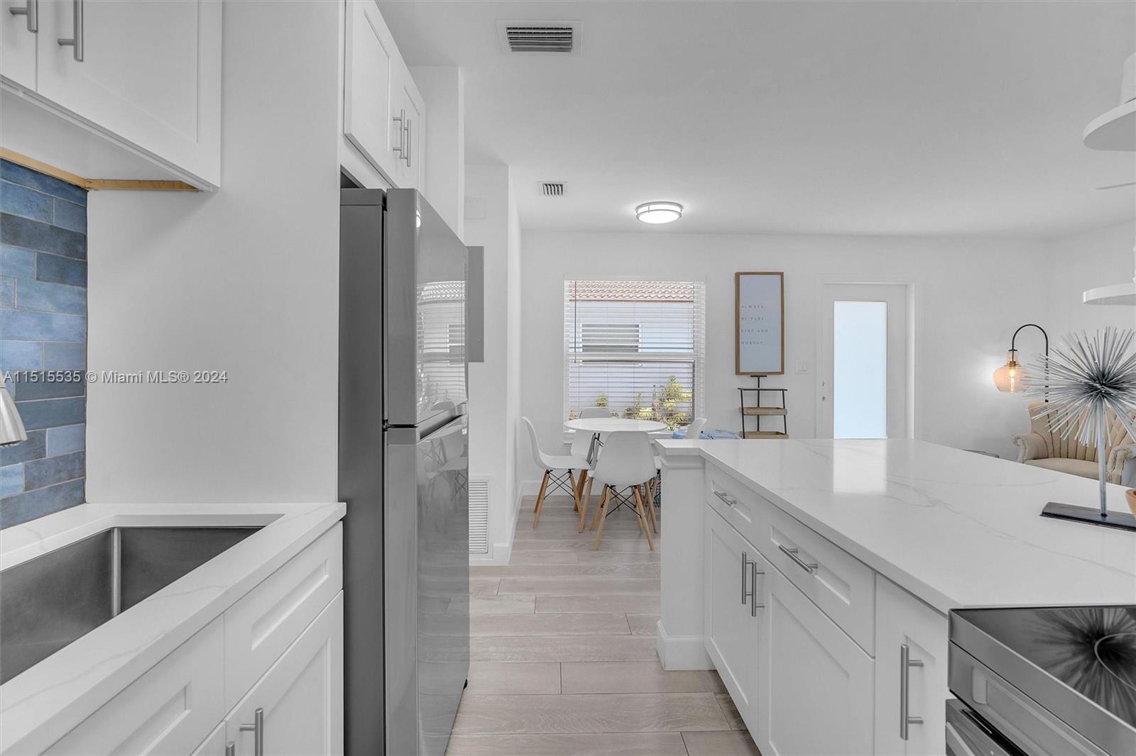 CORAL RIDGE ISLES - Residential Lease