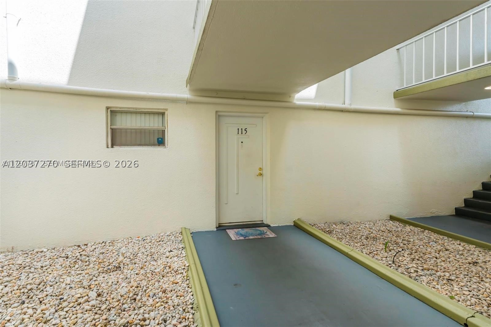 4235 N University Dr 115