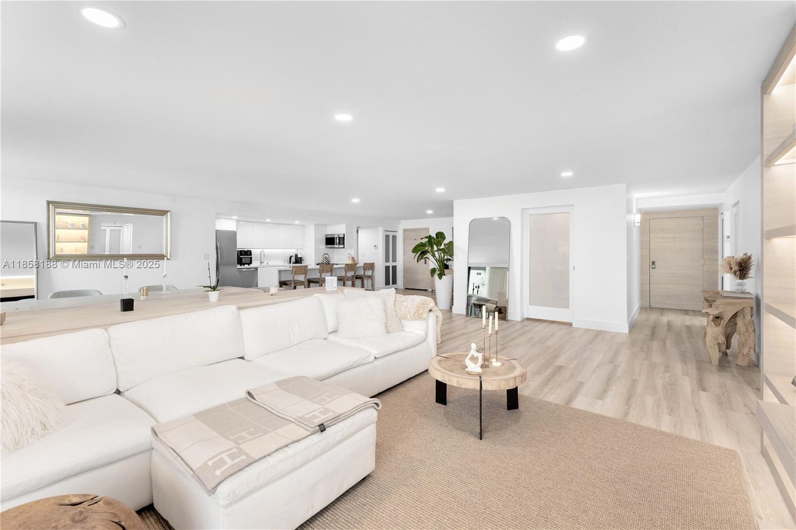 THE RIVIERA CONDO - Residential Lease