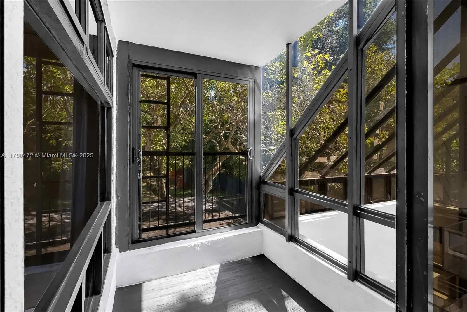 Pinecrest, Florida 33156, United States, 3 Bedrooms Bedrooms, ,3 BathroomsBathrooms,Residential,Active,85462