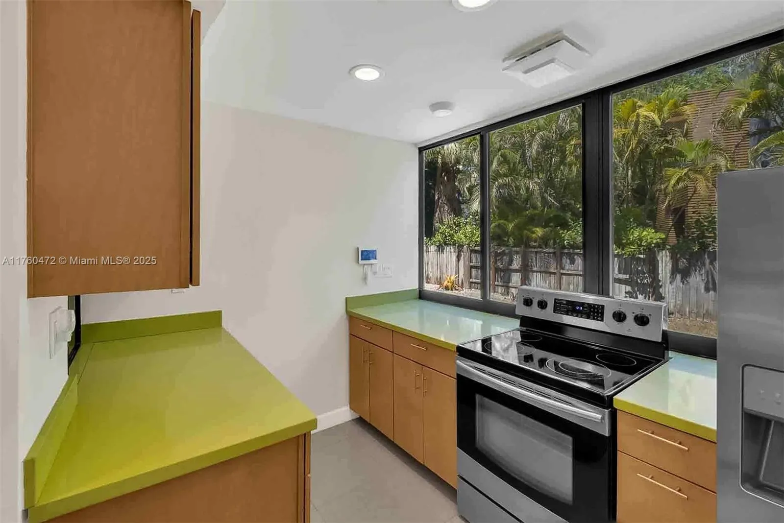 Pinecrest, Florida 33156, United States, 3 Bedrooms Bedrooms, ,3 BathroomsBathrooms,Residential,Active,85462