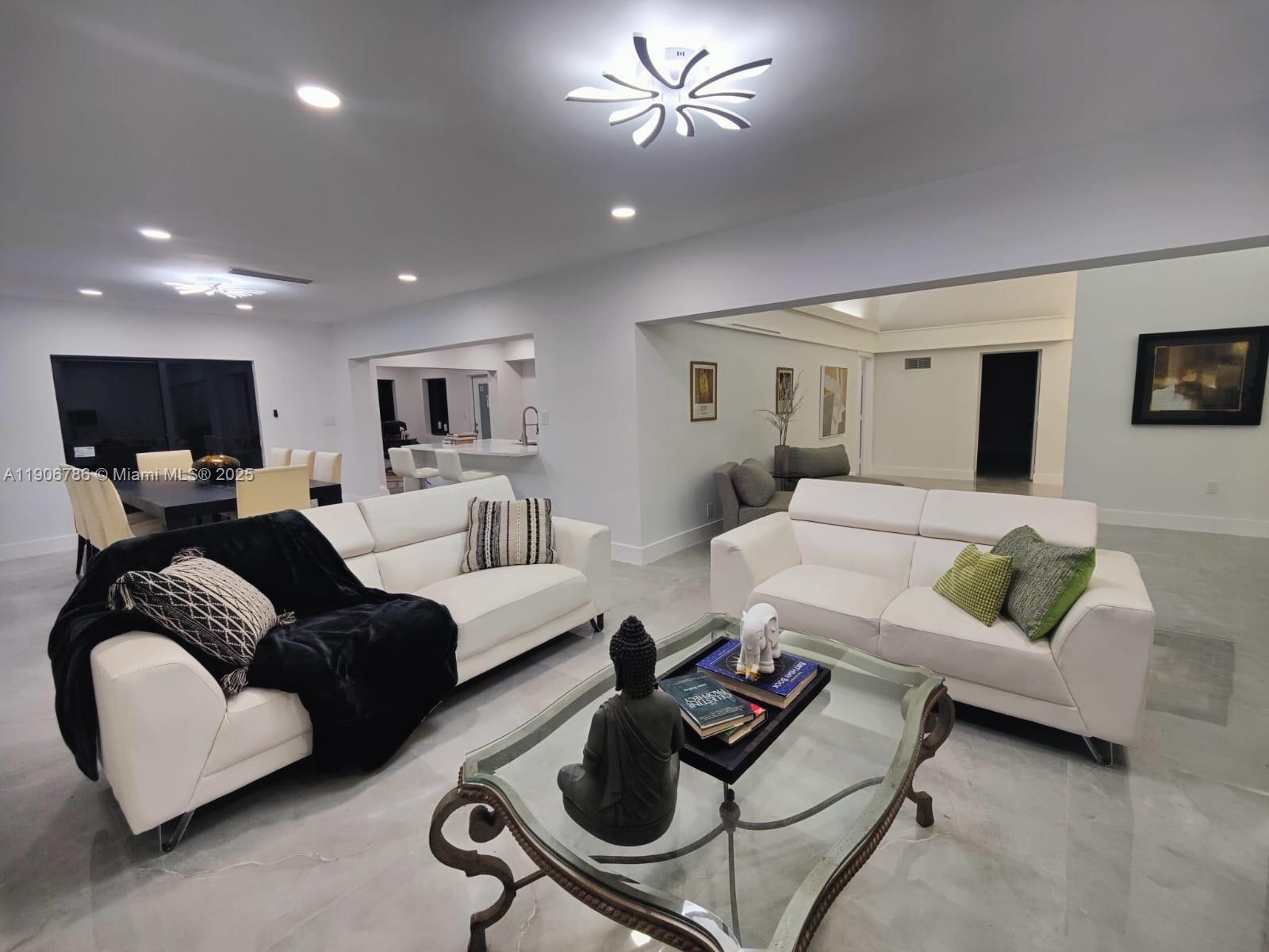 WOODLANDS SEC SIX - Residential Lease